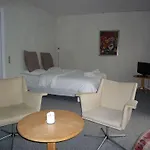 Hotell Gl. Brydegaard 3*