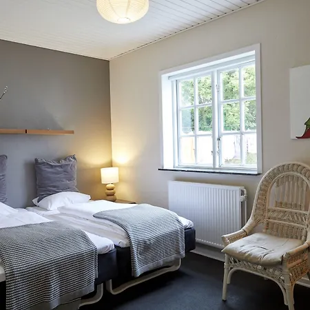 Otel Gl. Brydegaard 3*