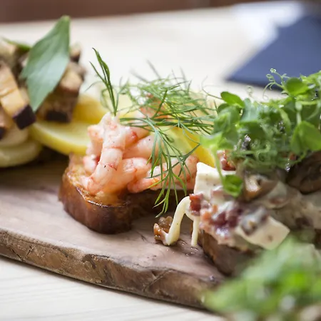 Gl. Brydegaard 3* Brydegård